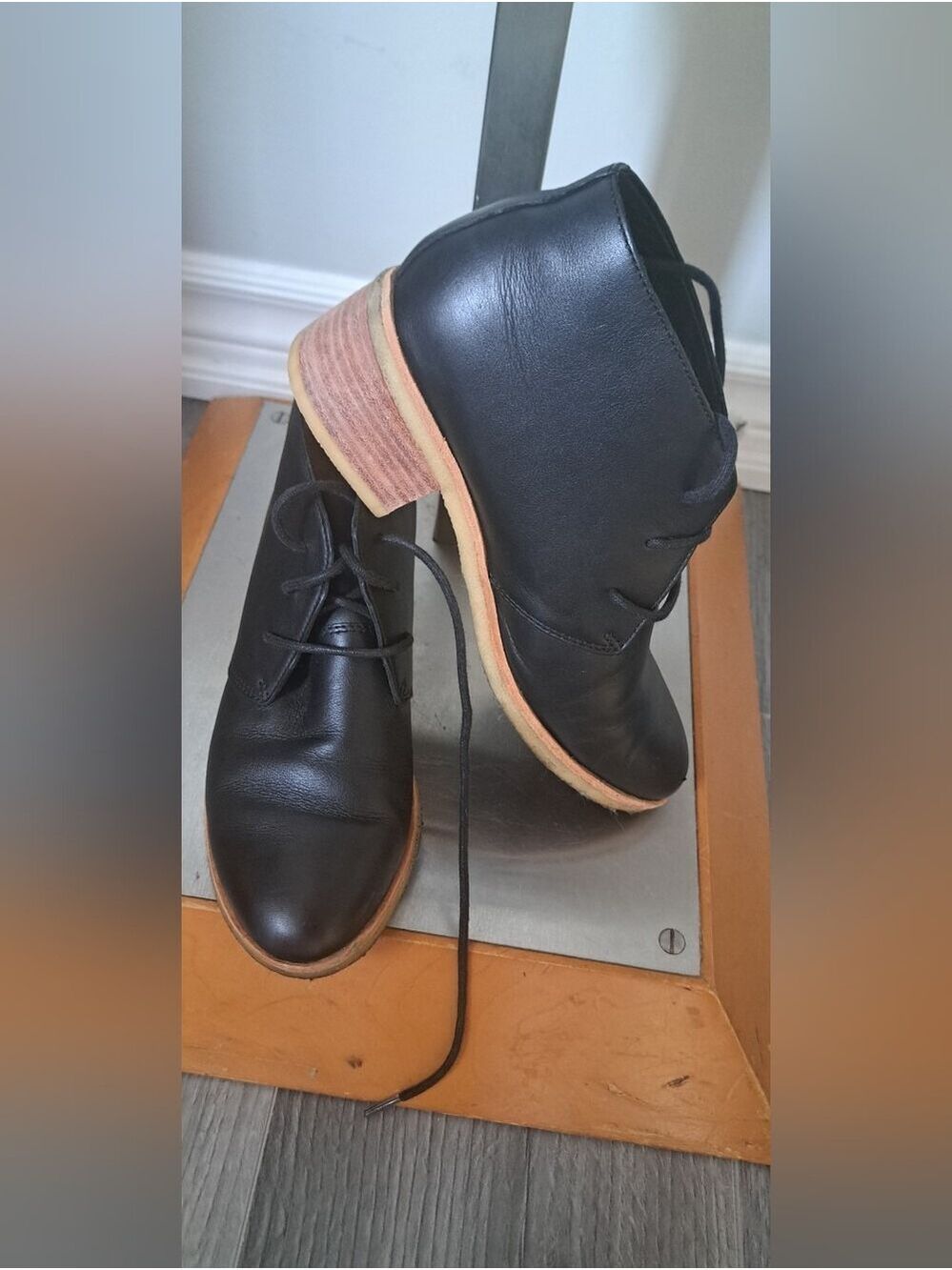 Clark's Originals Phenia Carnaby ankle boot black Leather Lace-Up chukka style 7